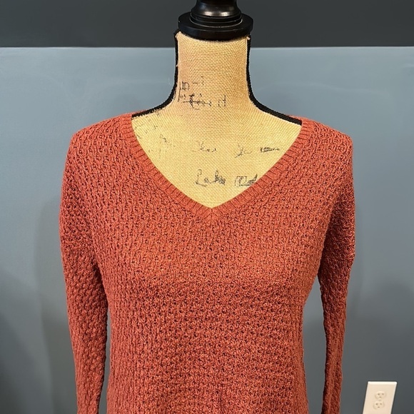 American Eagle Outfitters sweater size small women’s - Picture 2 of 8